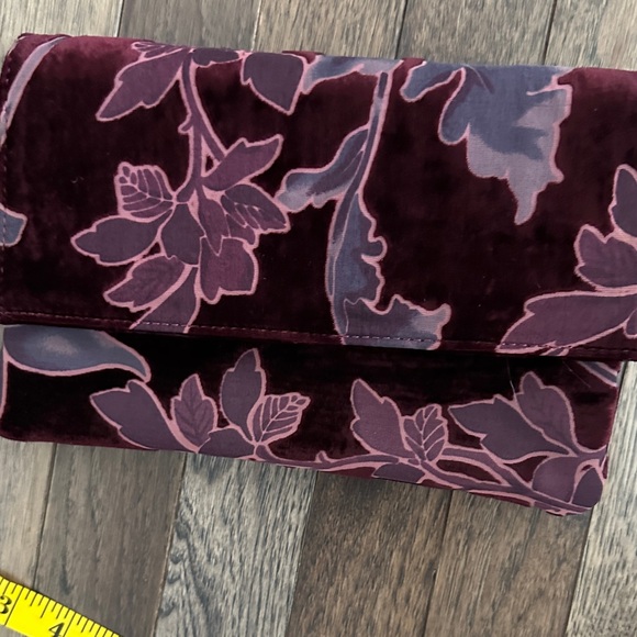 Floral Velvet Clutch with Chain - Picture 5 of 5
